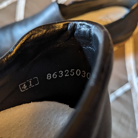 Rieker size 41 black leather slip on loafers - Picture 5 of 6